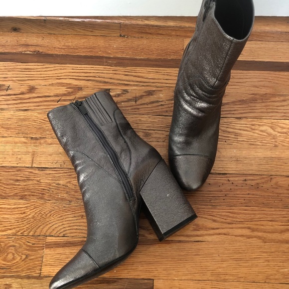 Metallic booties - Picture 2 of 2